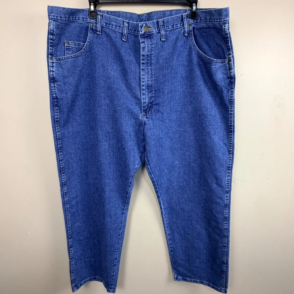 Wrangler Rugged Wear Jeans Mens 46x28 Blue Straight Leg Denim Pants